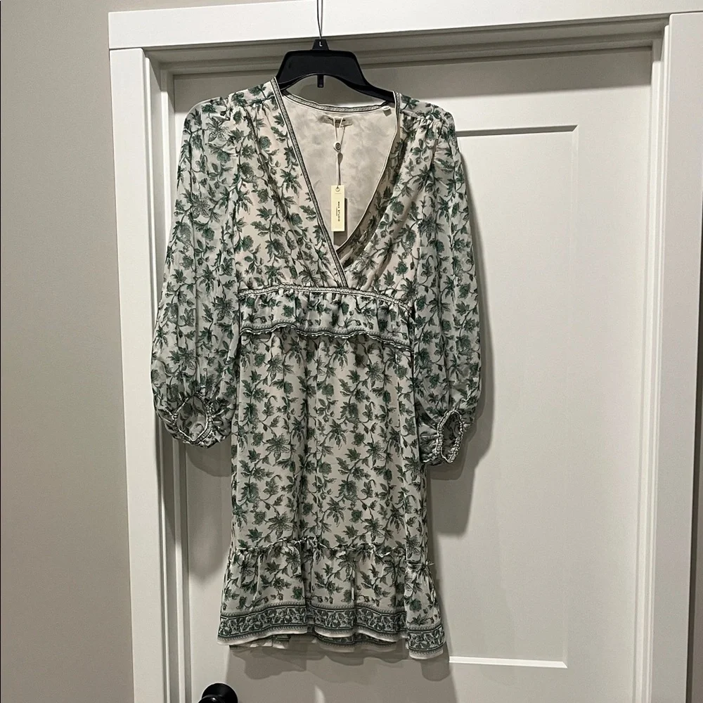 Max Studio Green Floral Long Sleeve Dress - Picture 1 of 4